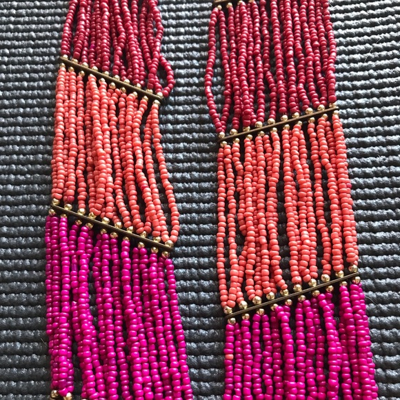 🪘 Beaded Carnival Necklace 🪘 - Picture 6 of 7